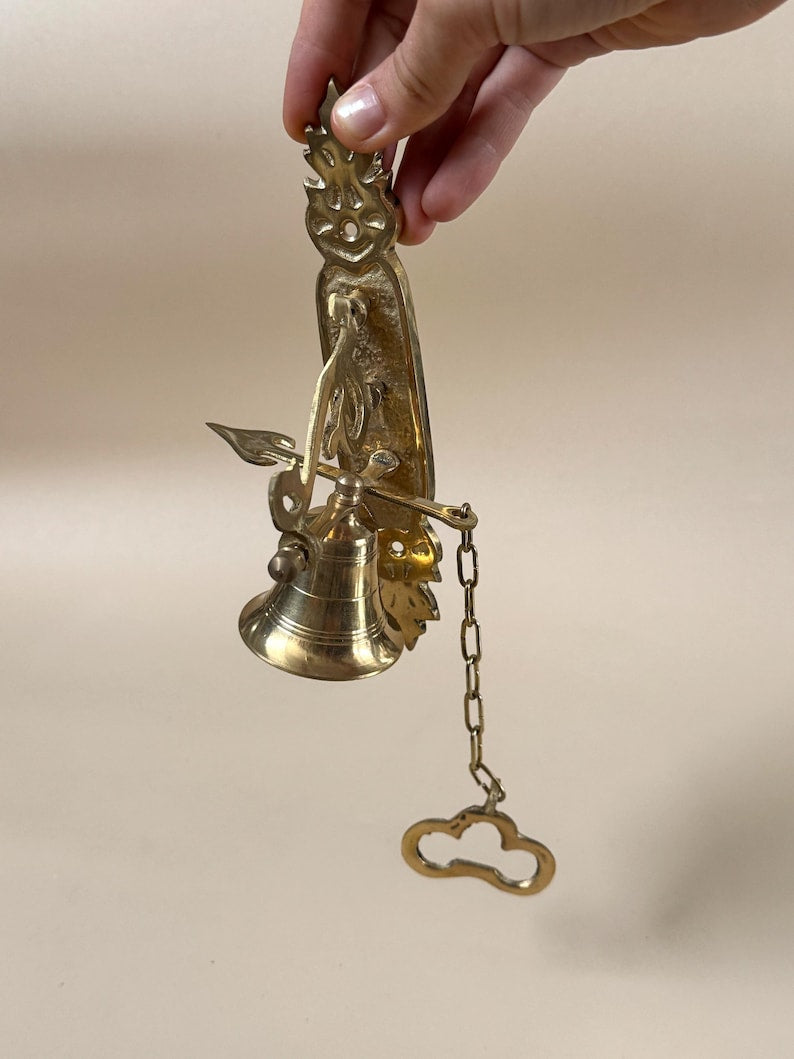 Door Mounted Entry Bell