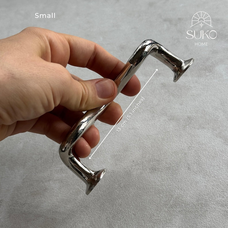 Wavy Door Handle