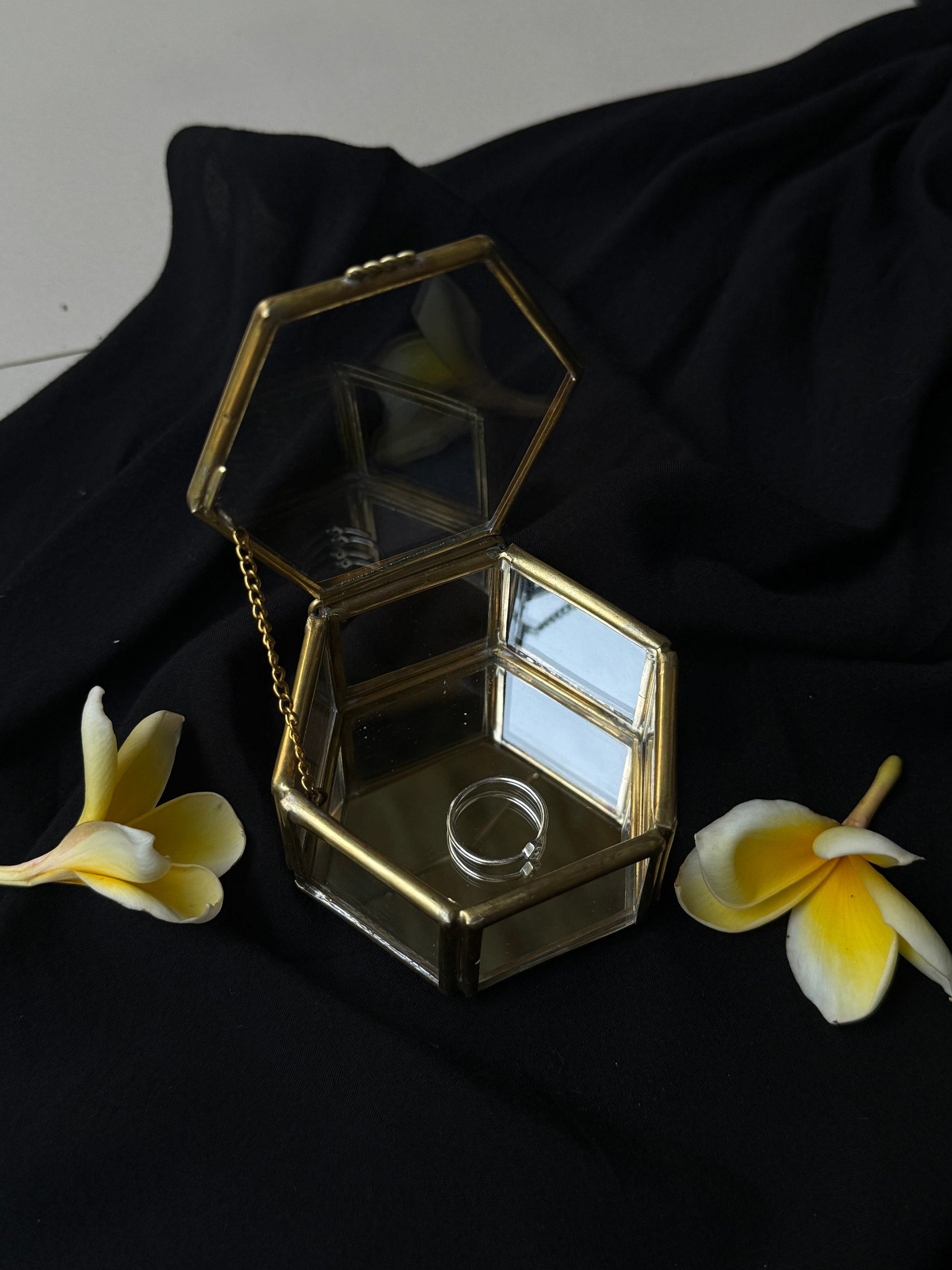 Hexagonal Glass Ring Box