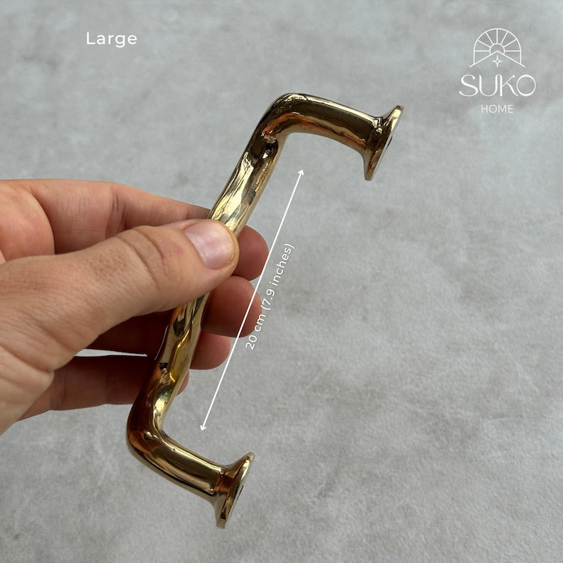 Wavy Door Handle