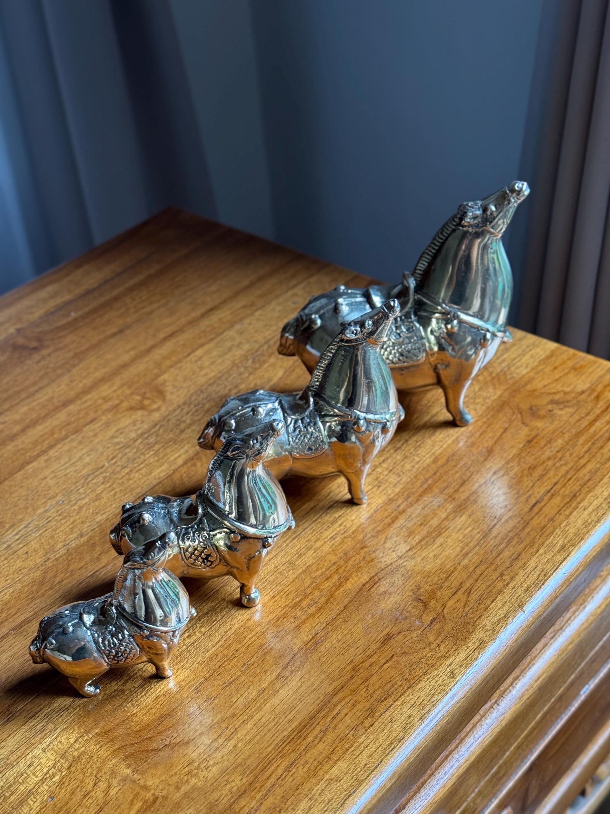 Black & Gold Brass Horse Figurine Set