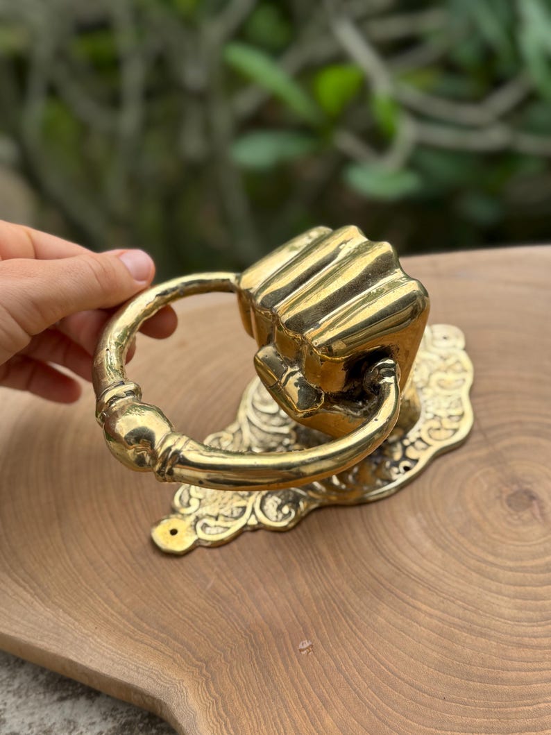 Door Knocker Bali Hand