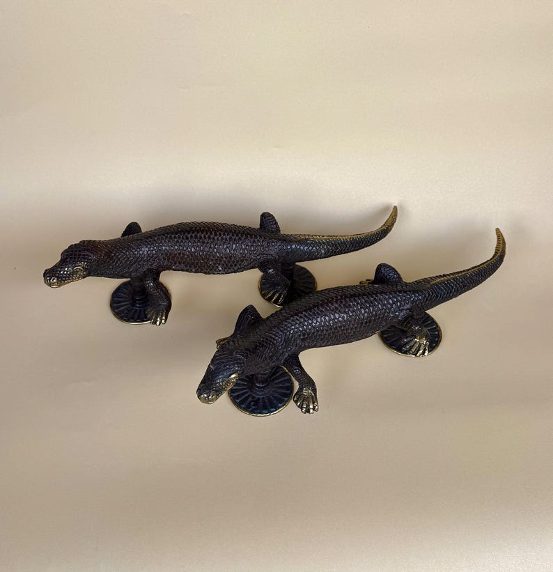 Vintage Gecko Door Handle