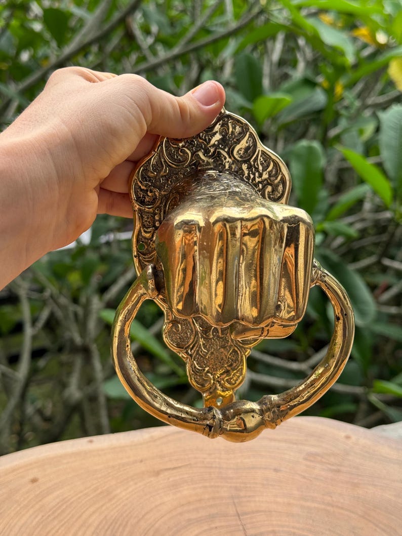 Door Knocker Bali Hand