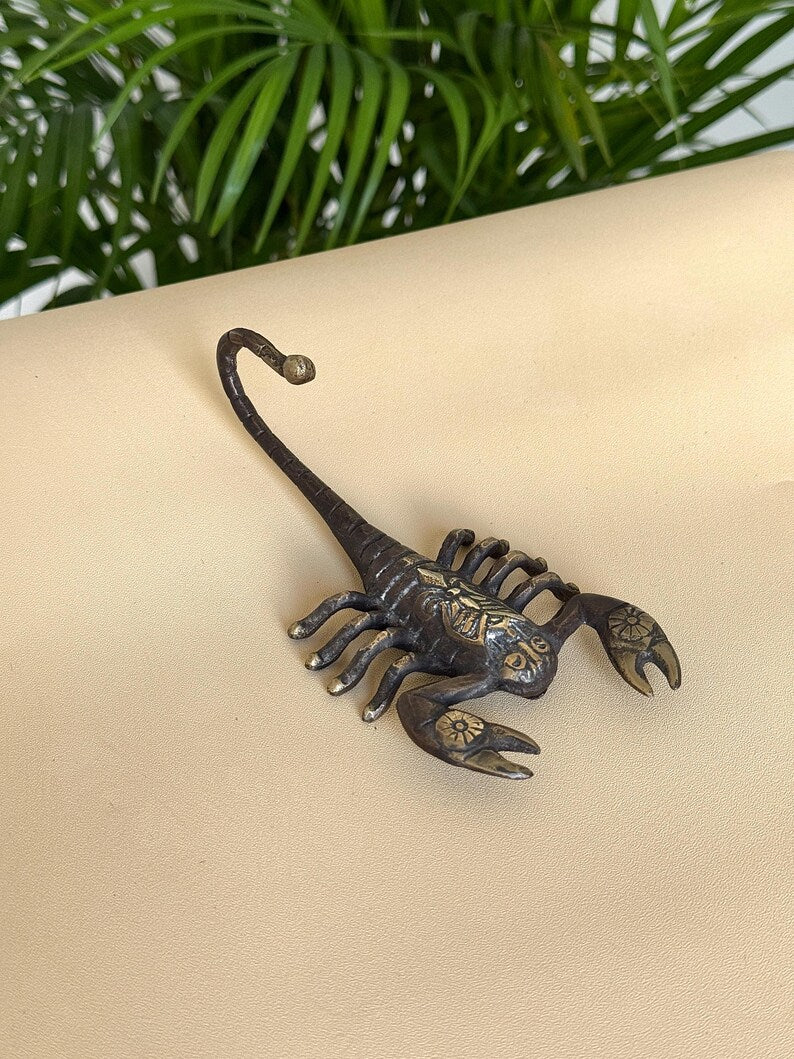 Wall Hook "Scorpion" | Brown Patina Brass