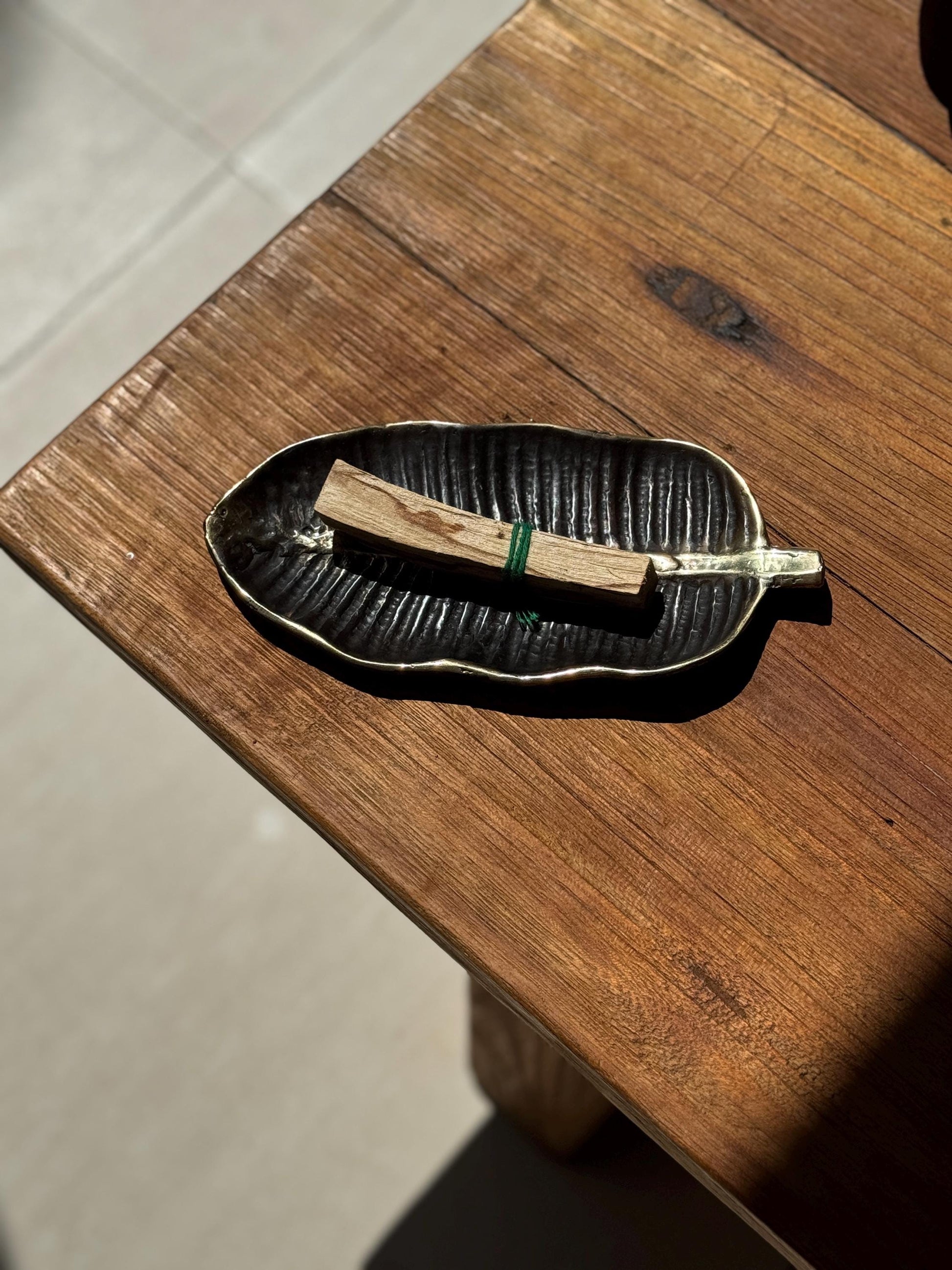 Leaf Ceramic Trinket Dish