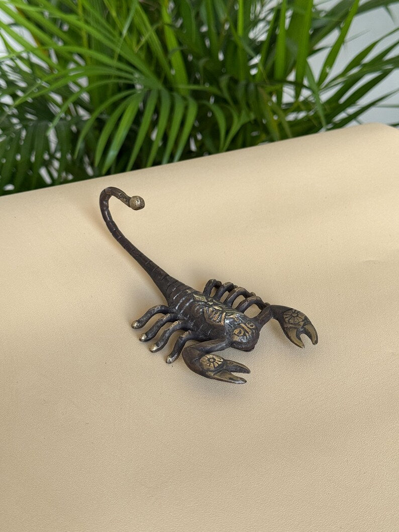 Wall Hook "Scorpion" | Brown Patina Brass