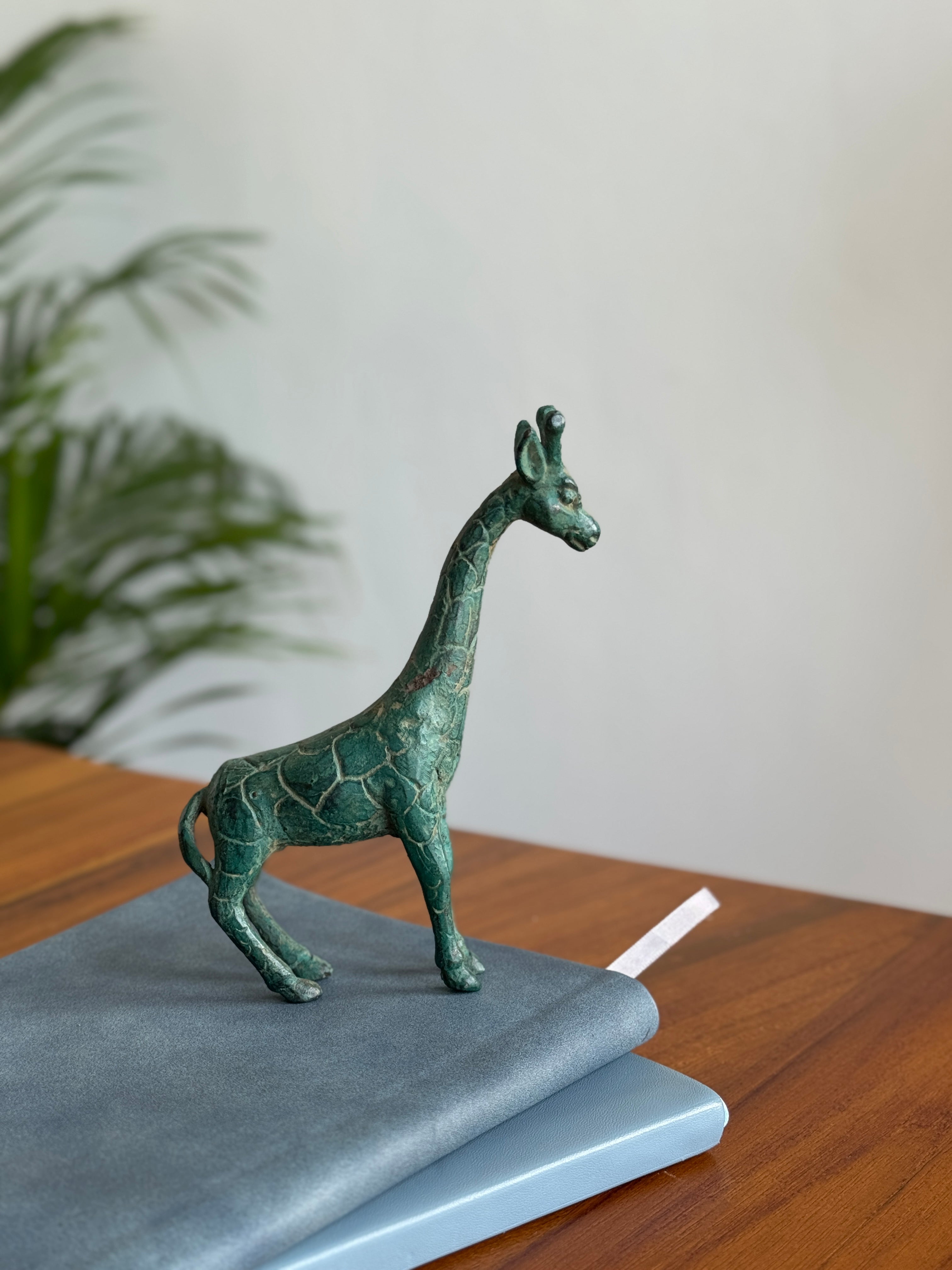 Giraffe Figurine – SUKO HOME