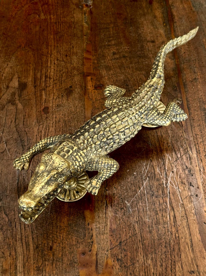 Alligator Door Handle