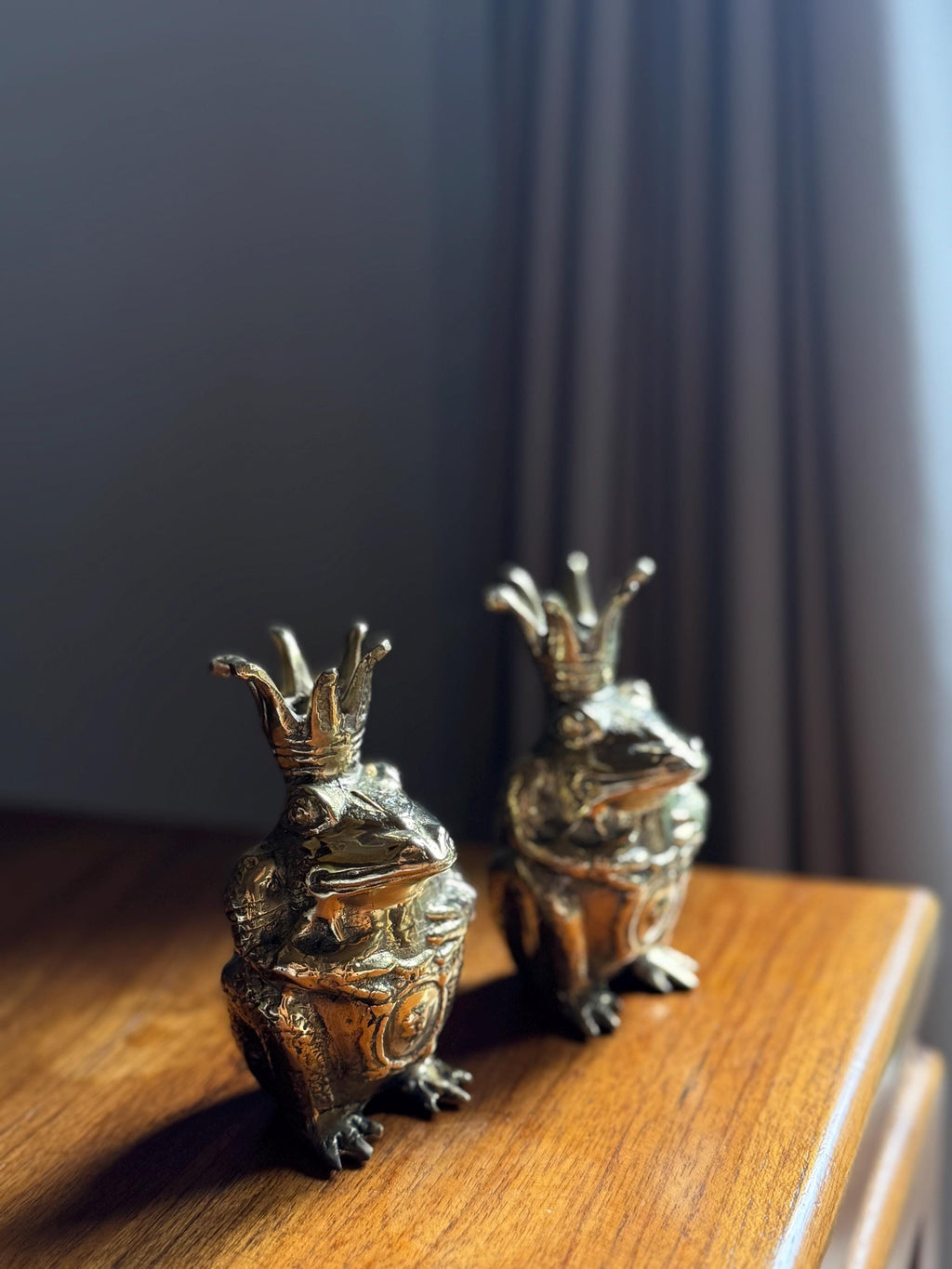 Brass Frog Candleholder Set