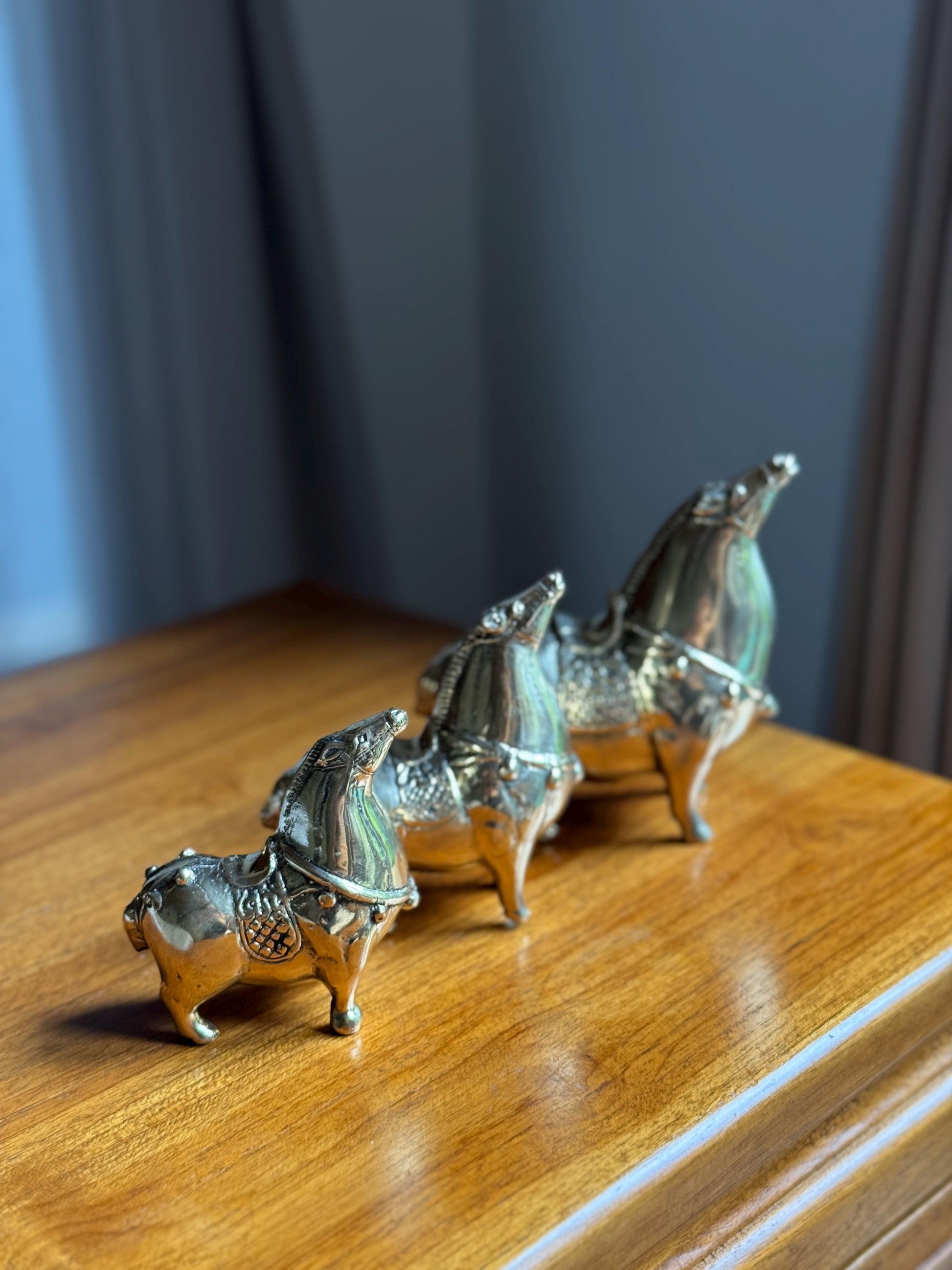 Black & Gold Brass Horse Figurine Set