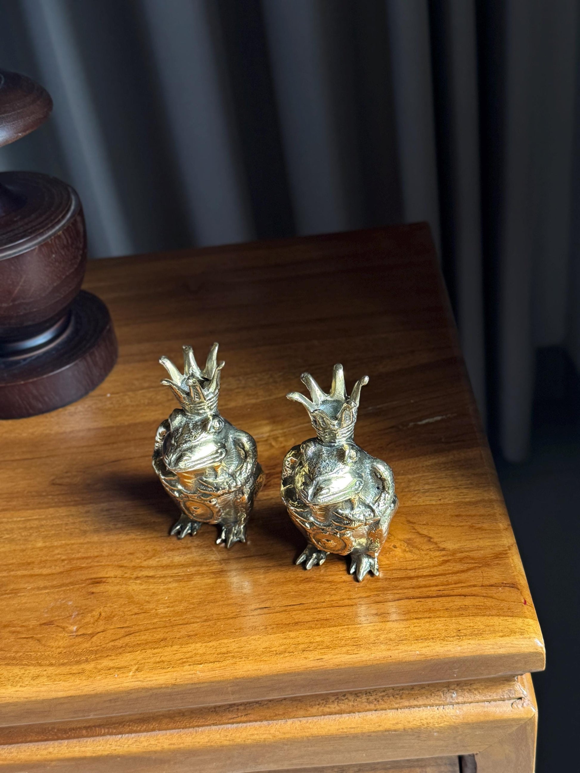 Brass Frog Candleholder Set