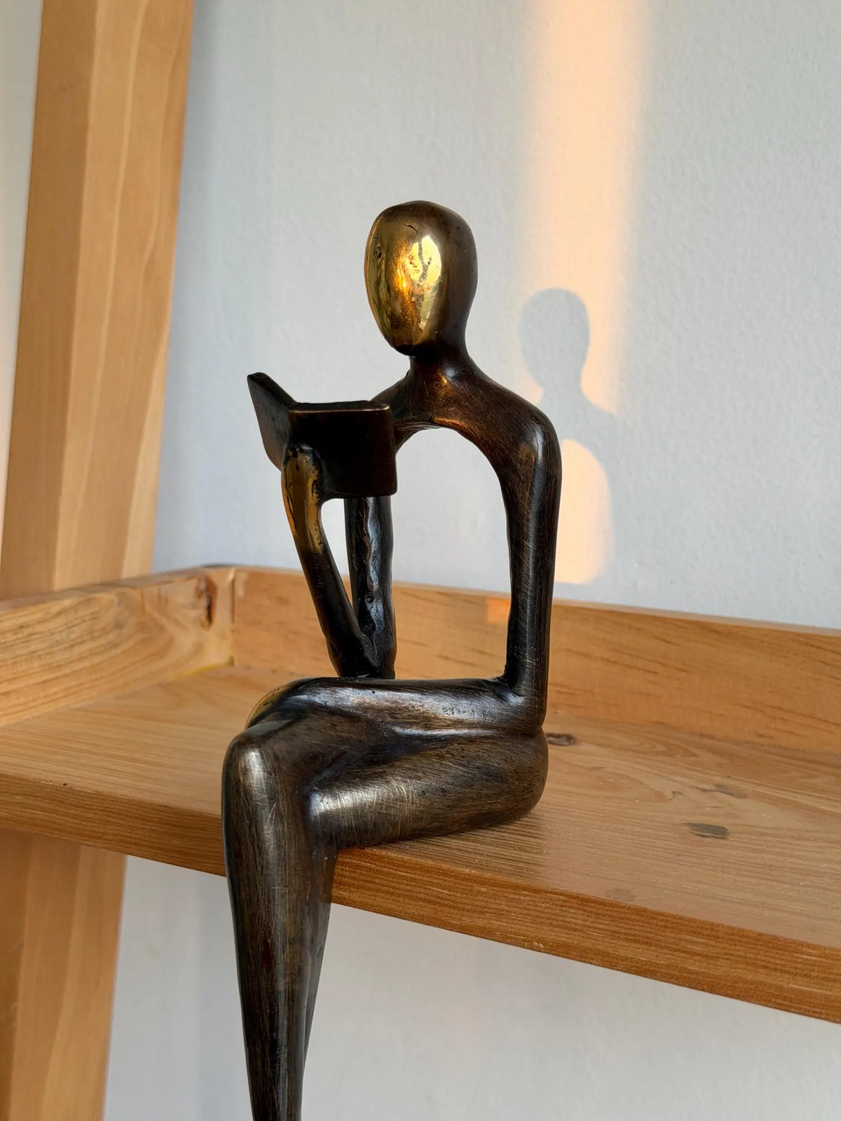 Bookshelf Decor Shelf Sitter
