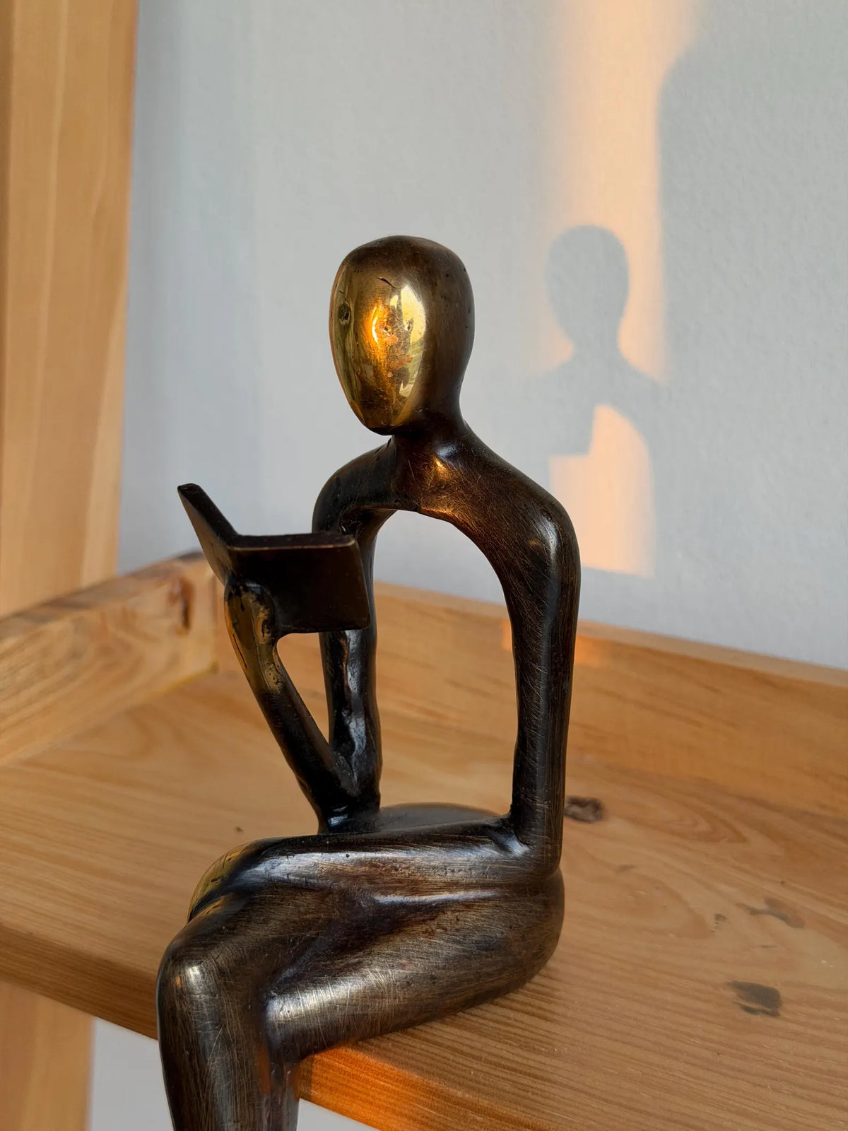 Bookshelf Decor Shelf Sitter