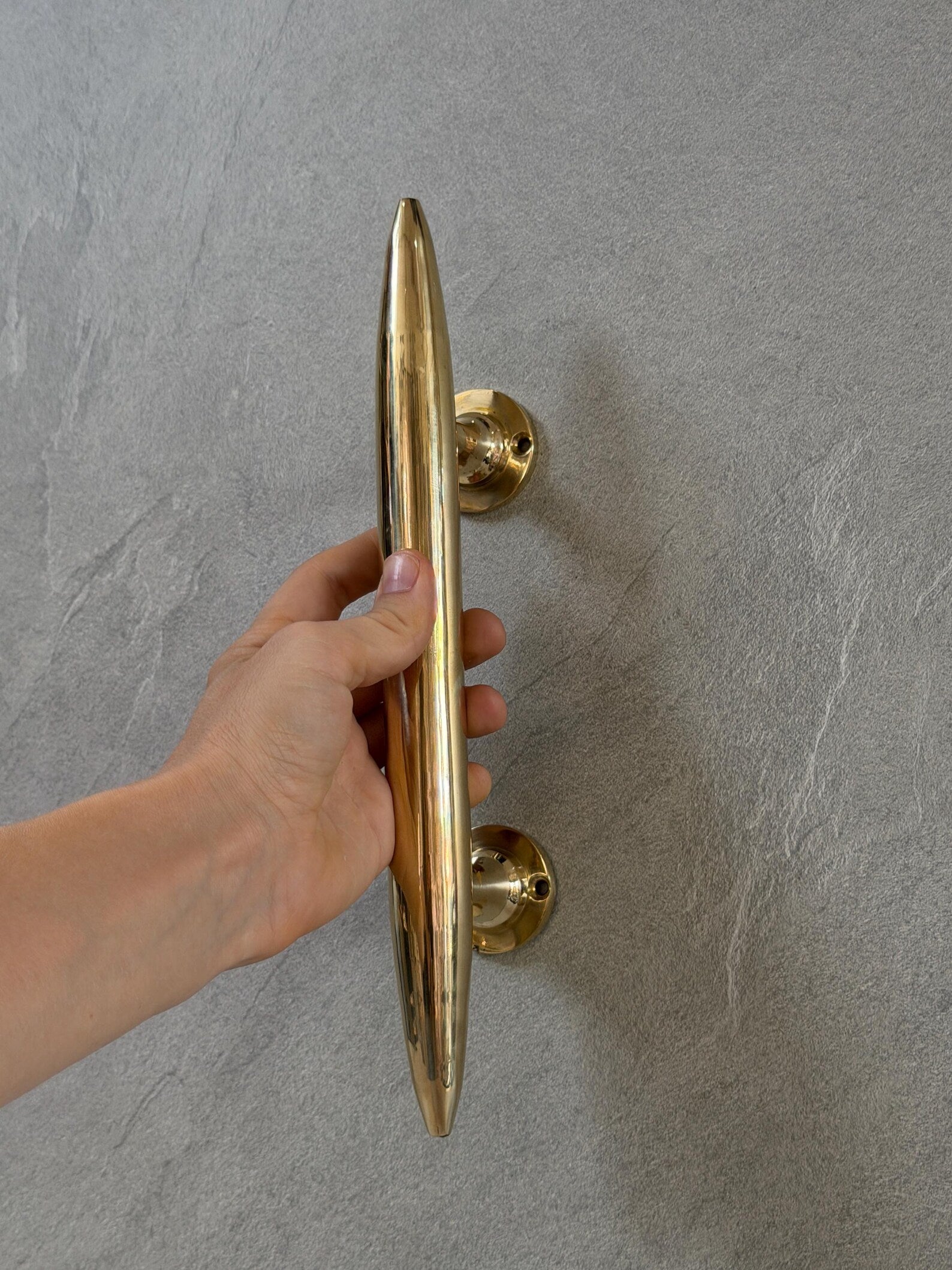 Handcrafted Brass Tapered Pull Handle "Denpasar"