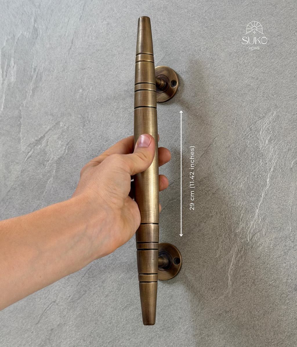 Handcrafted Brass Tapered Pull Handle "Denpasar"