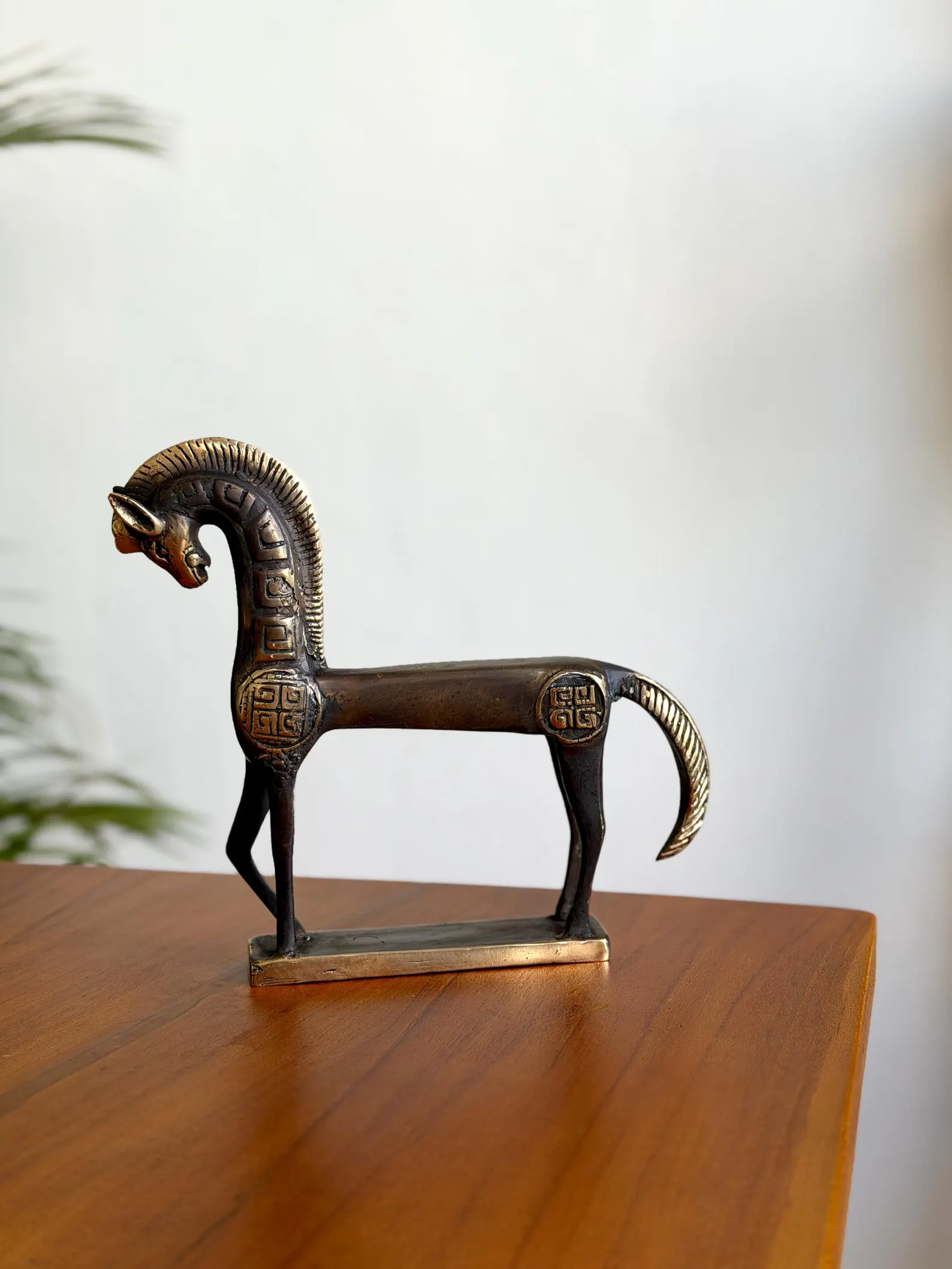 Handcrafted Brass Horse Figurine "Seminyak Nomad"