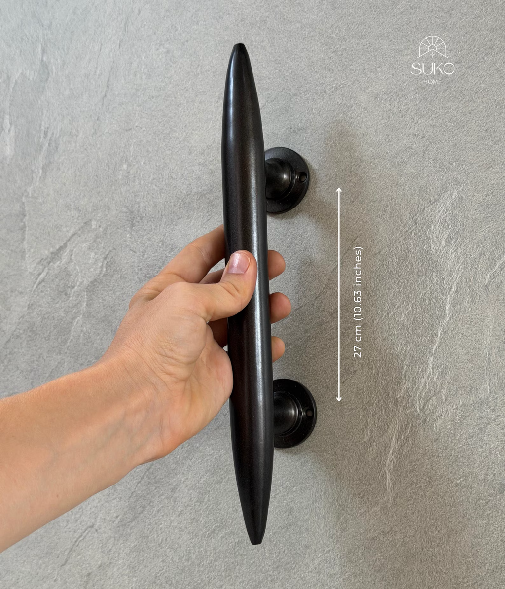 Handcrafted Brass Tapered Pull Handle "Denpasar"