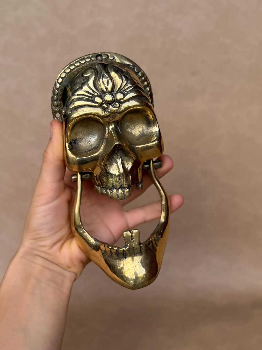 Gothic front door knocker in gold finish brass