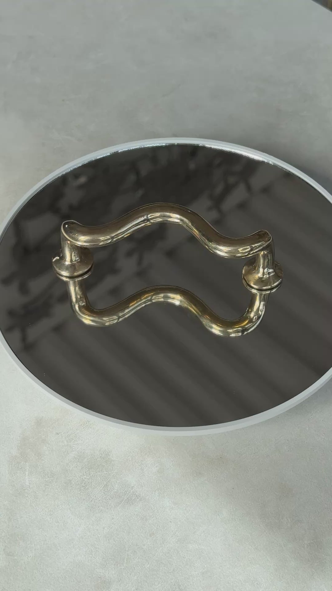 Wavy Door Handle